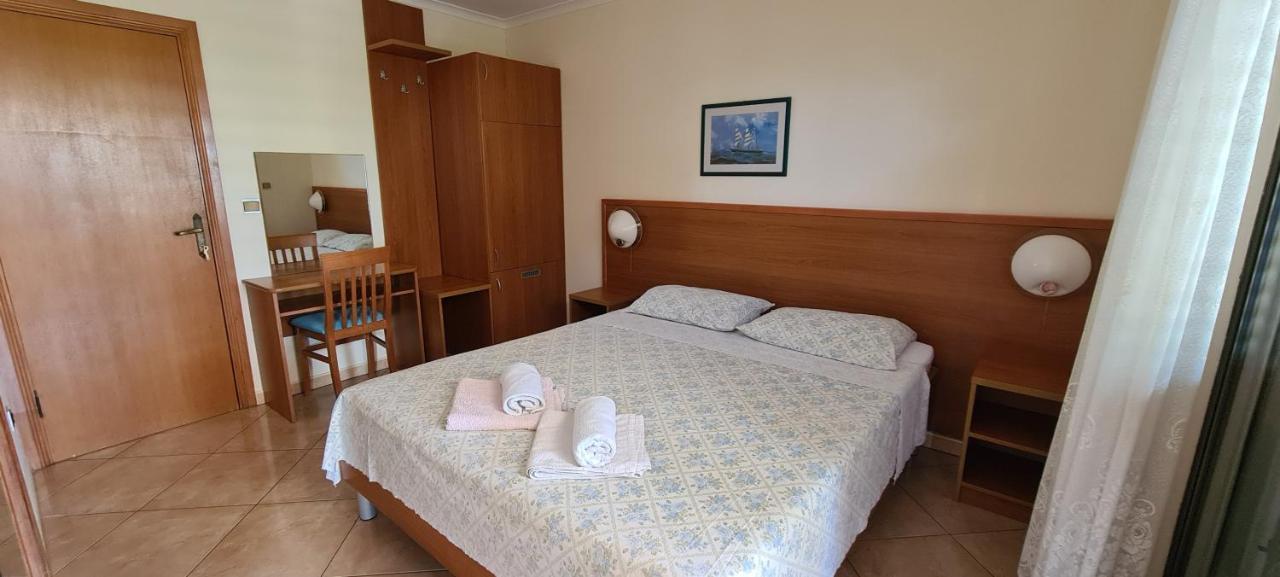 Apartments By The Sea Orebic, Peljesac - 16648 외부 사진