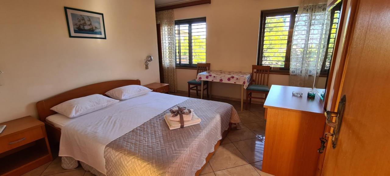 Apartments By The Sea Orebic, Peljesac - 16648 외부 사진